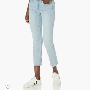 Daily Ritual Girlfriend Jeans